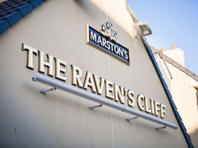 The Raven'S Cliff Lodge By Marston'S Inns Motherwell Dış mekan fotoğraf